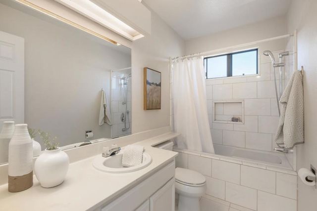 1467 Tyler Park Way, Mountain View, CA 94040