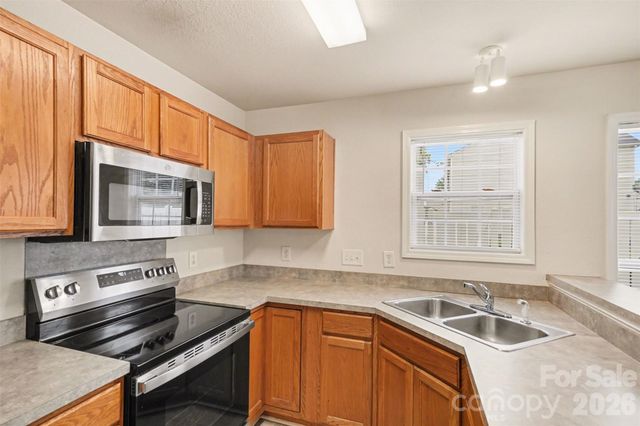 1185 Triece Lane, Charlotte, NC 28215