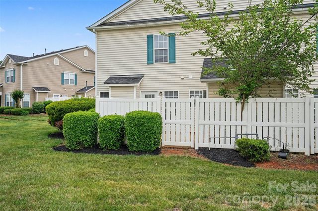 1185 Triece Lane, Charlotte, NC 28215