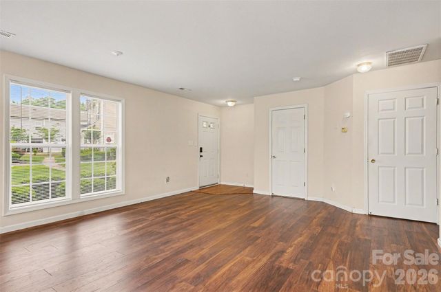 1185 Triece Lane, Charlotte, NC 28215