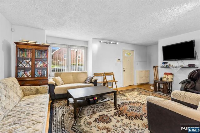 271 Outwater Lane, Saddle Brook, NJ 07663