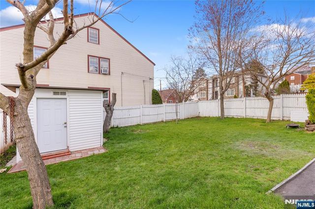 271 Outwater Lane, Saddle Brook, NJ 07663