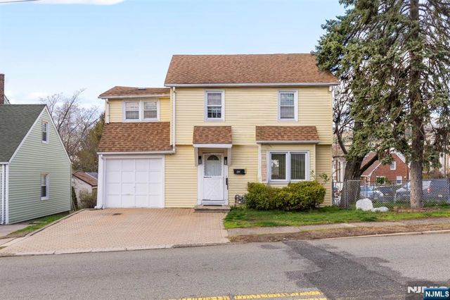 271 Outwater Lane, Saddle Brook, NJ 07663