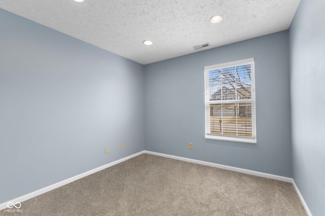 3088 Limber Pine Drive, Whiteland, IN 46184