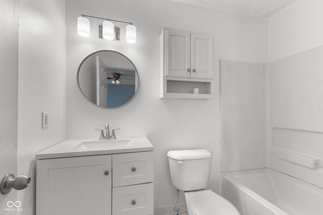 3088 Limber Pine Drive, Whiteland, IN 46184