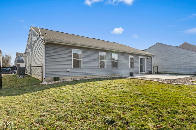 3088 Limber Pine Drive, Whiteland, IN 46184