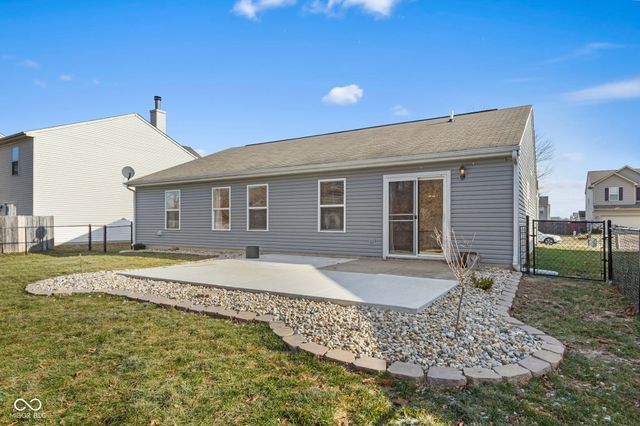 3088 Limber Pine Drive, Whiteland, IN 46184