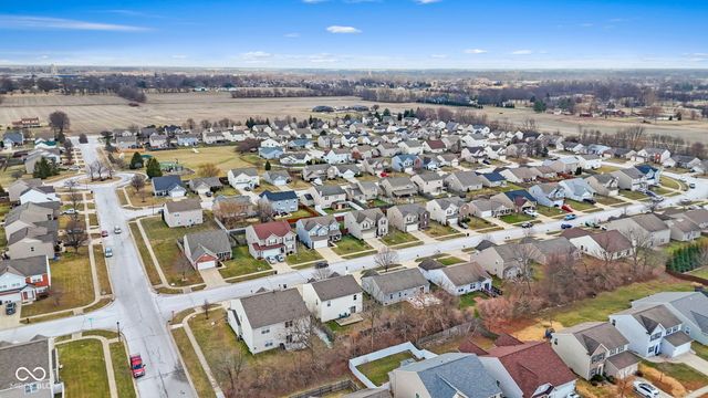 3088 Limber Pine Drive, Whiteland, IN 46184