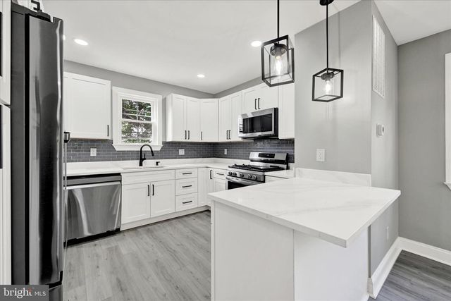 4605 RIDGEWAY AVE, Baltimore, MD 21206