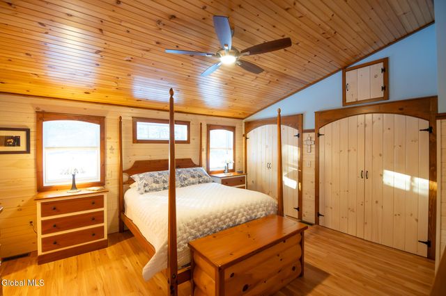 10662 New York 149, Fort Ann, NY 12827