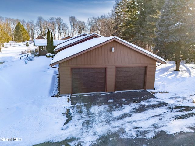 10662 New York 149, Fort Ann, NY 12827