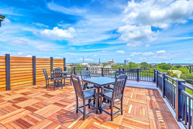 21 George Street 203, Charleston, SC 29401