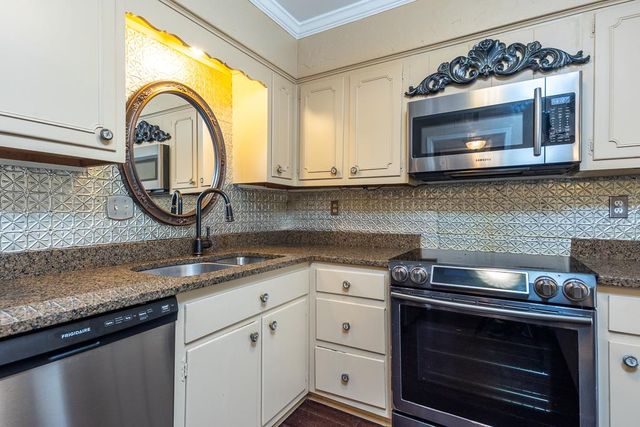 863 S Yates Rd Apt 3, Memphis, TN 38120