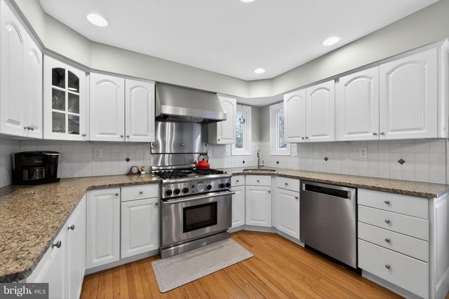 4873 CHURCH RD, Mount Laurel, NJ 08054