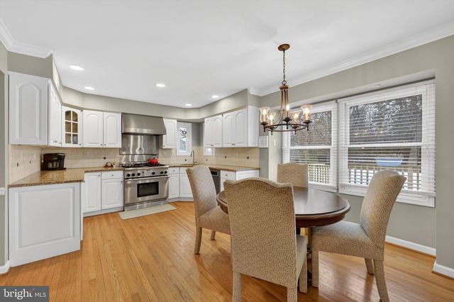 4873 CHURCH RD, Mount Laurel, NJ 08054