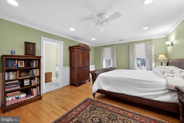 4873 CHURCH RD, Mount Laurel, NJ 08054