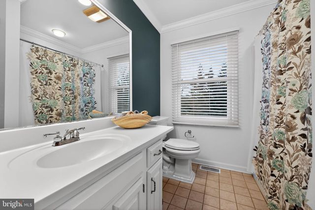 4873 CHURCH RD, Mount Laurel, NJ 08054