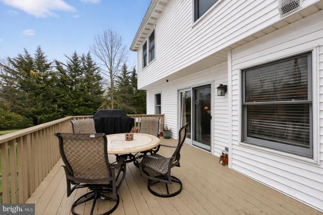 4873 CHURCH RD, Mount Laurel, NJ 08054