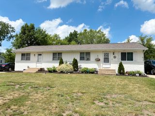 661 - 663 Coleman Street Se, Gaines Twp, MI 49548