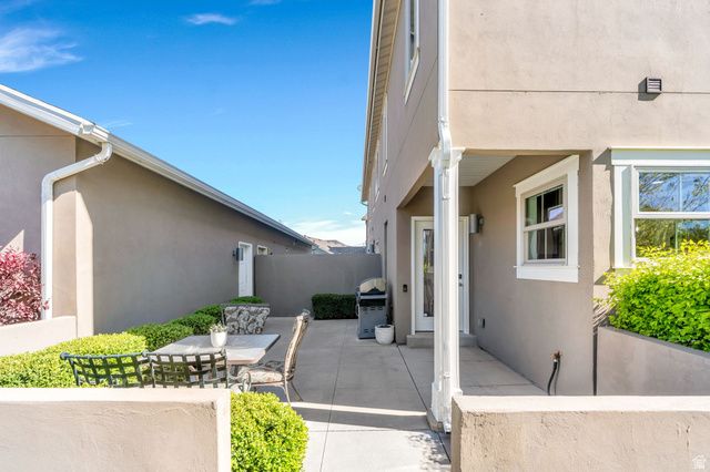 10536 S TOPVIEW RD, South Jordan, UT 84009