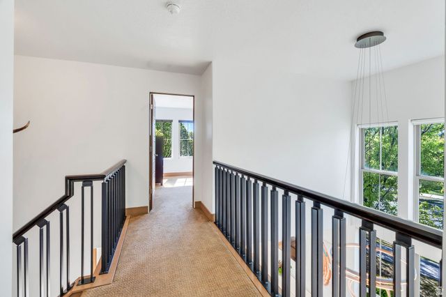 10536 S TOPVIEW RD, South Jordan, UT 84009