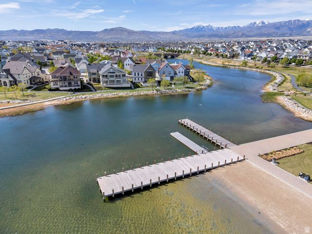 10536 S TOPVIEW RD, South Jordan, UT 84009
