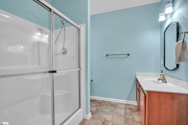 189 Friendly Circle, Saluda, NC 28773