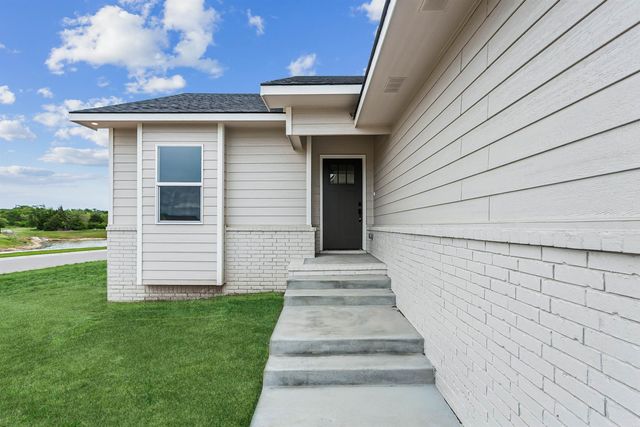1113 W Trek Cir, Goddard, KS 67052