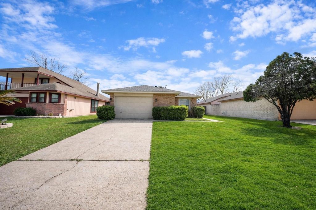 15242 Peachmeadow Lane, Channelview, TX 77530