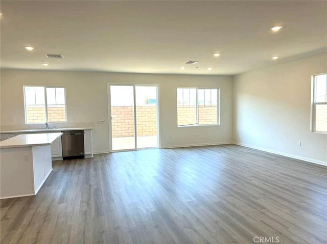 19729 Sunkissed Ridge Dr, Riverside, CA 92507