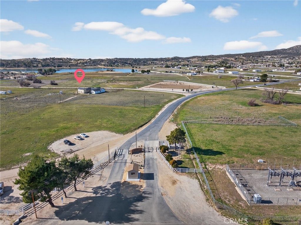 Image 11 of property listing at 5841 Indian Hill Trail, Aguanga, CA 92536