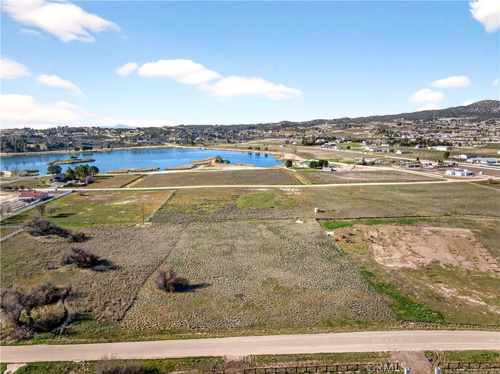 Image 2 of property listing at 5841 Indian Hill Trail, Aguanga, CA 92536