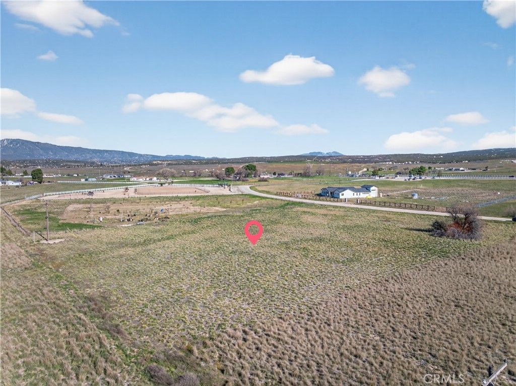 Image 7 of property listing at 5841 Indian Hill Trail, Aguanga, CA 92536