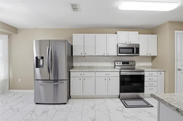 611 NE 10TH BOULEVARD, Williston, FL 32696