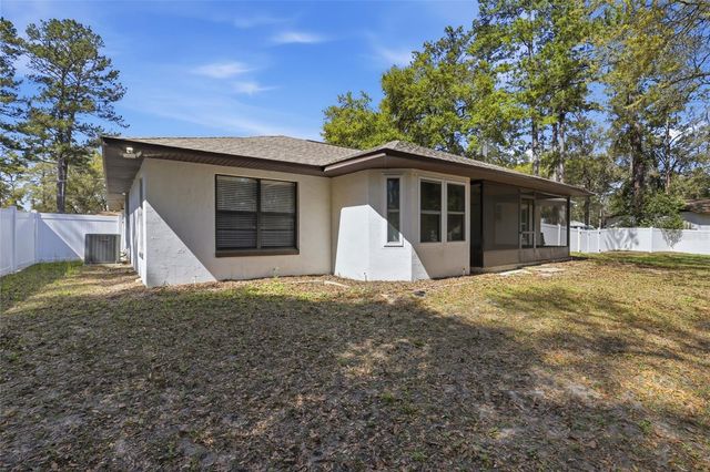 611 NE 10TH BOULEVARD, Williston, FL 32696