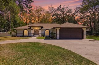 611 NE 10TH BOULEVARD, Williston, FL 32696