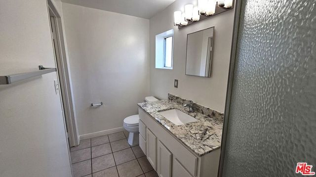6141 Hazeltine Avenue, Van Nuys, CA 91401