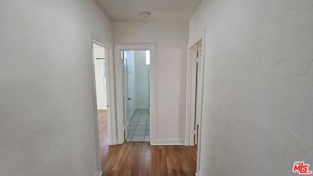 6141 Hazeltine Avenue, Van Nuys, CA 91401