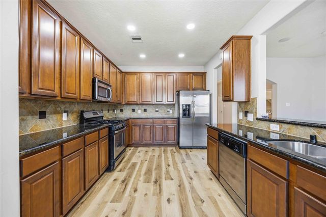 21211 Mandarin Glen Circle, Spring, TX 77388