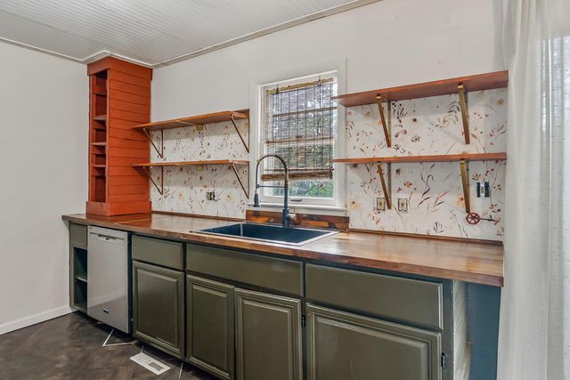 35 Mason Avenue, Delaware, OH 43015