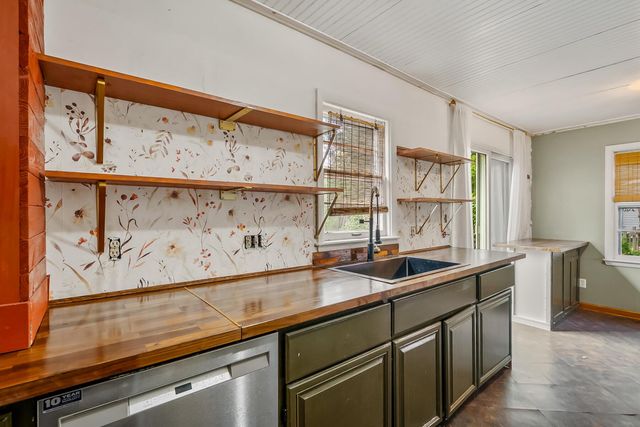 35 Mason Avenue, Delaware, OH 43015