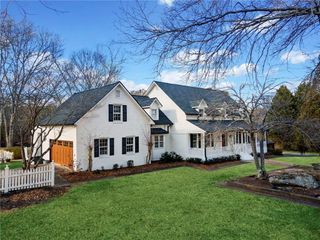 5422 Hill SW Road, Powder Springs, GA 30127