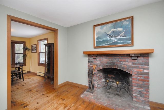 41 Liberty Street, Acton, MA 01720