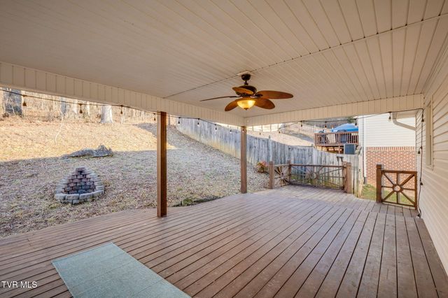 1032 Carrington Court, Kingsport, TN 37660