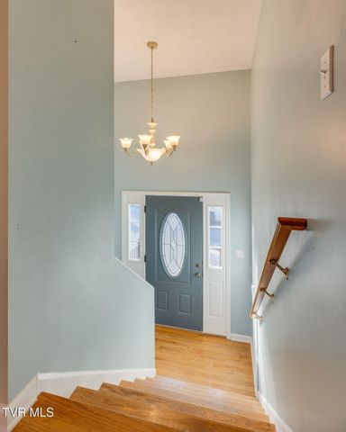 1032 Carrington Court, Kingsport, TN 37660