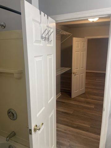 2272 S Berrys Chapel Rd, Franklin, TN 37069