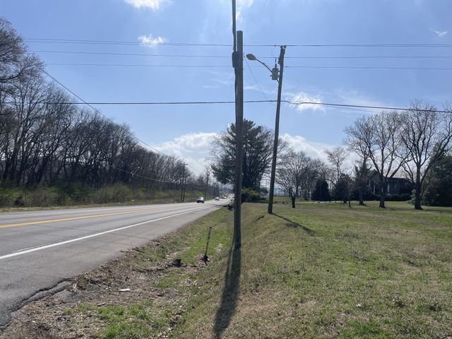 2272 S Berrys Chapel Rd, Franklin, TN 37069