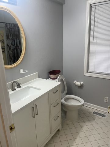 2272 S Berrys Chapel Rd, Franklin, TN 37069