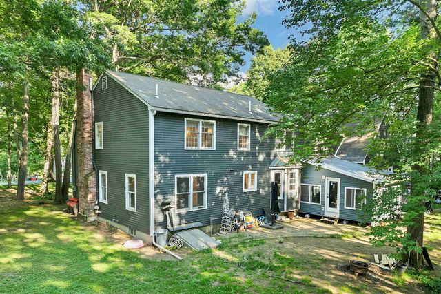 9 Meadowview Drive, Plaistow, NH 03865