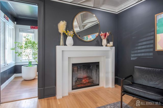 10 N 8th N Avenue, Highland Park, NJ 08904